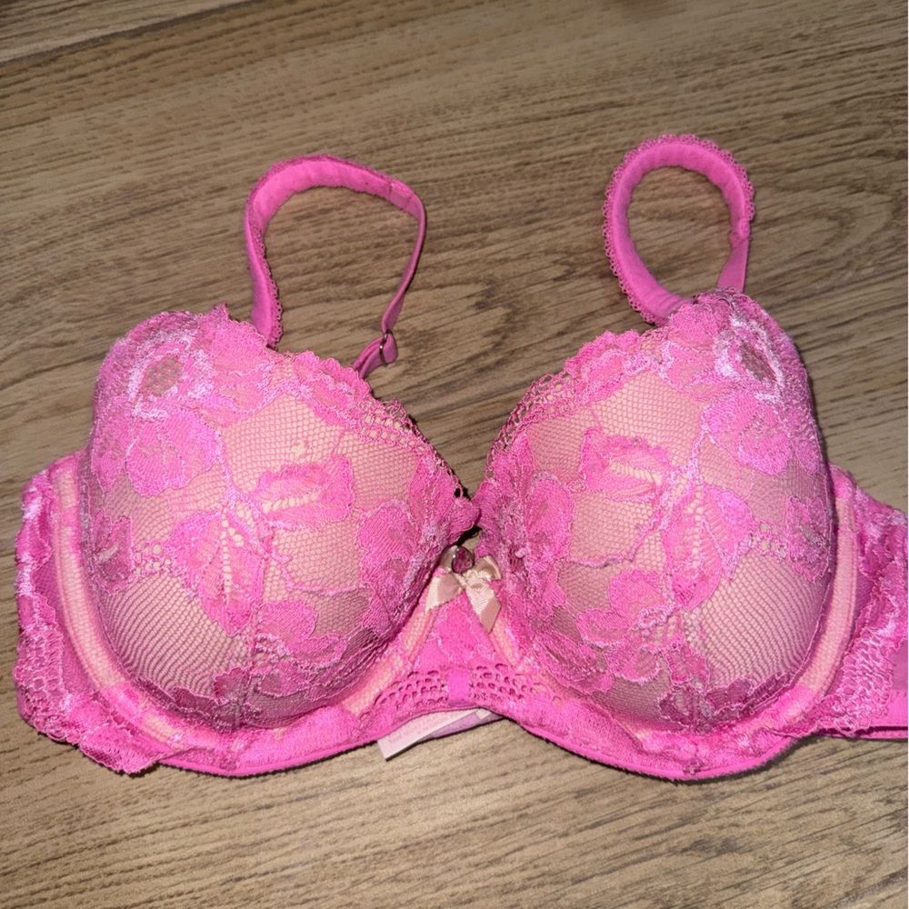 Victoria's Secret Pink Lace Bra